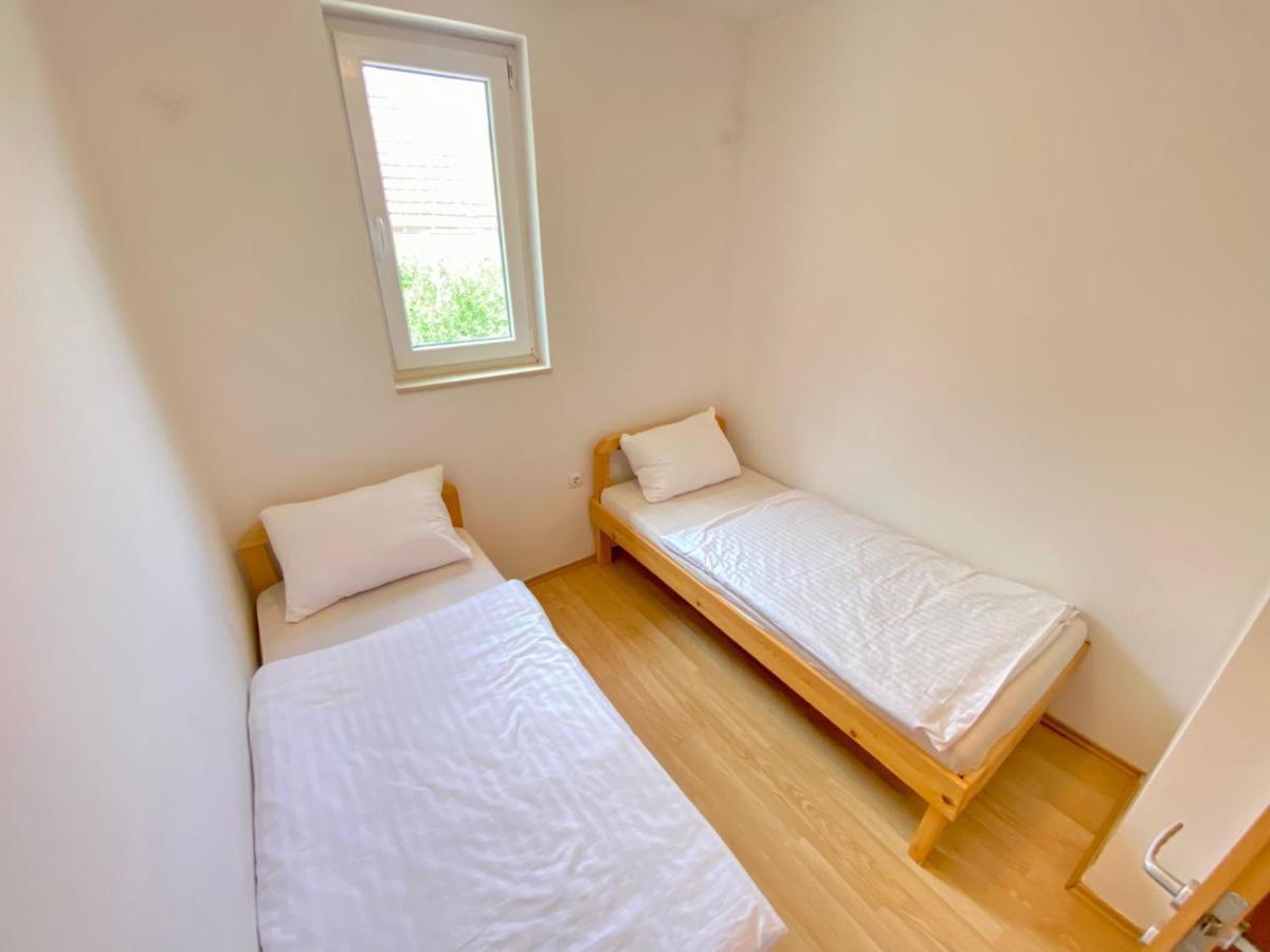 Guest House Ivano Мостар Экстерьер фото