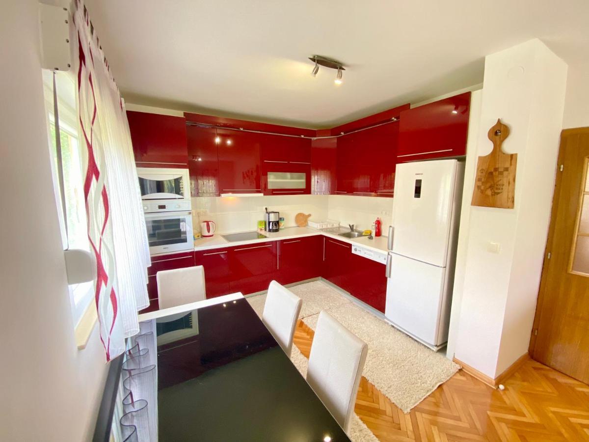 Guest House Ivano Мостар Экстерьер фото
